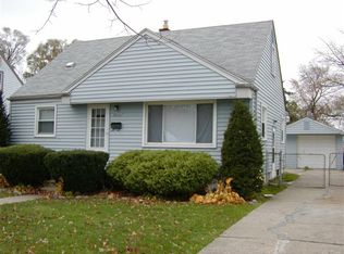 25545 Mackinac St, Roseville, MI 48066
