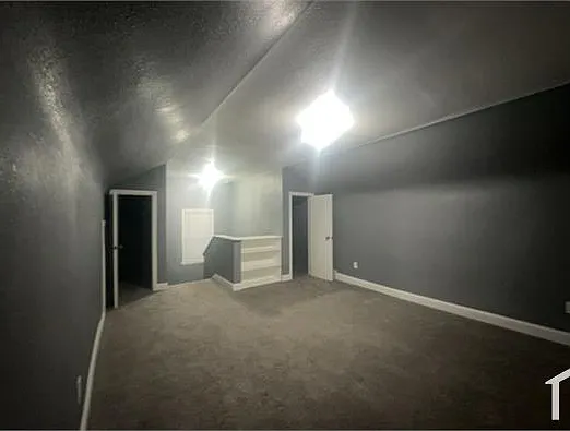 3 bed, 843 sqft, $1,300 — Photo 4