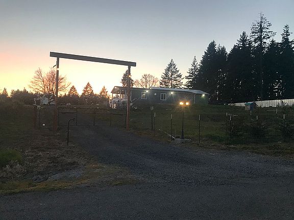 Driveway gate & arch