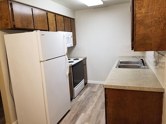 2nd image of 7720 E Mission Ave APT 6