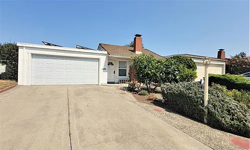 32990 Lake Wawasee St Photo 1