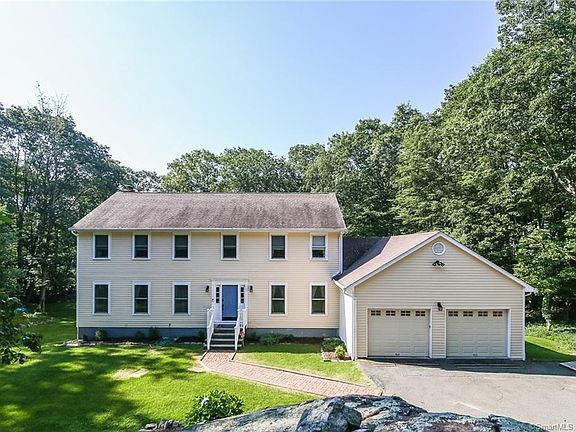2nd image of 37 Kilian Dr