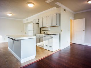 1014 10th St #4, Sacramento, CA 95814