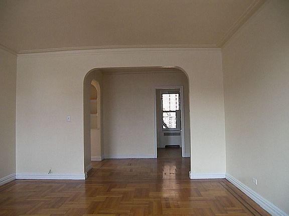 3rd image of 390 E 153rd St #4C