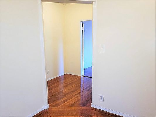4th image of 2800 Bailey Ave #53D