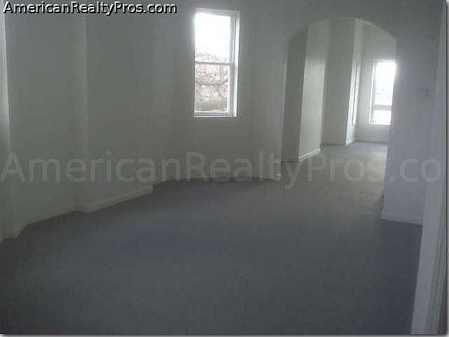 2nd image of 4310 W Wilcox St #2