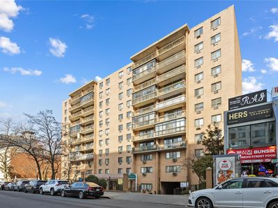 136-75 37th ave #9A, Flushing, NY, 11354