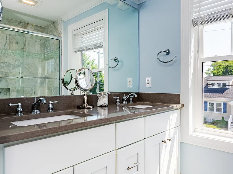 19 Eustis Ave — Photo 44