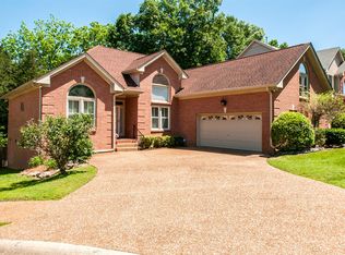 100 Point Landing Ct, Hermitage, TN 37076
