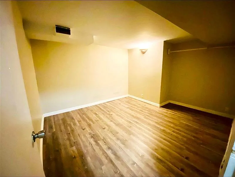 14 Faversham Ct photo 1