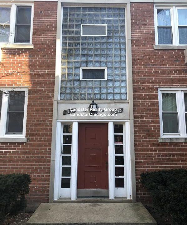 1st image of 1931 W Albion Ave
