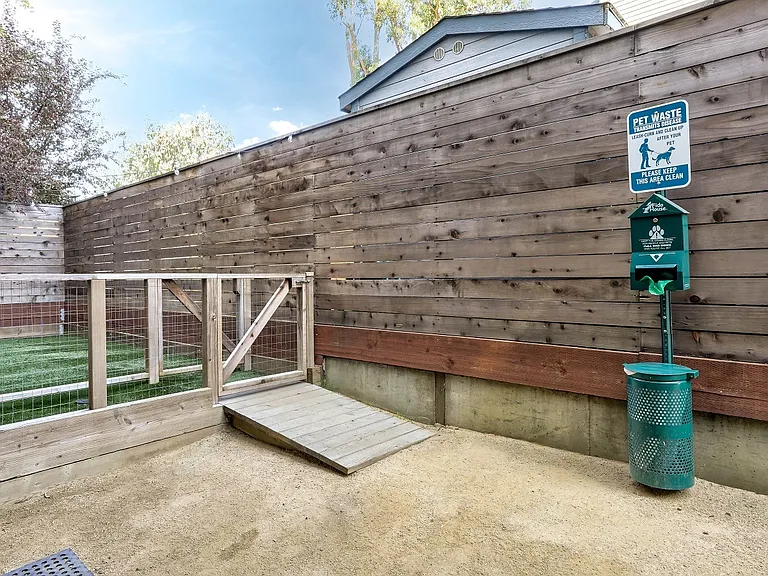 4801 Shattuck — Photo 26