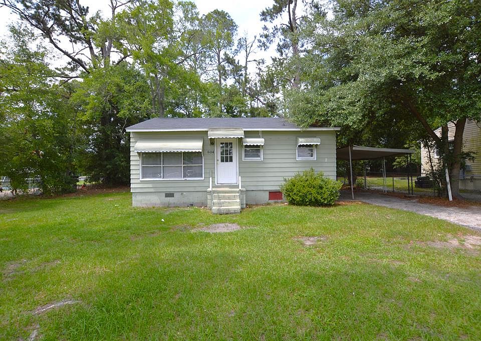 1st image of 604 E Brookwood Dr