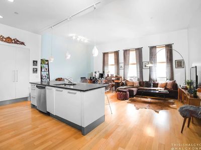 4 Beacon Way APT 218, Jersey City, NJ, 07304