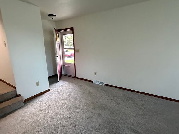 2nd image of 319 8th St #A