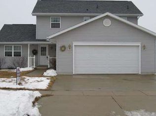 1212 Robertson Rd, Waverly, IA 50677