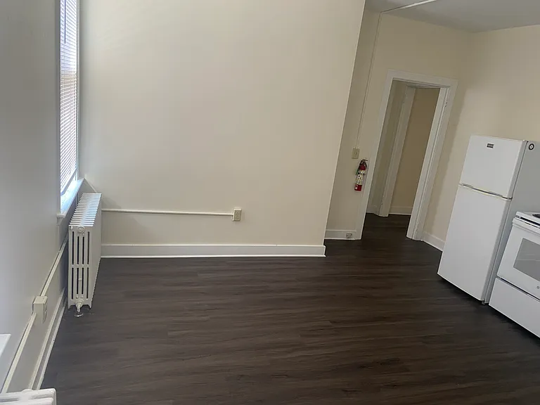 14 Clarke St #3 — Photo 12