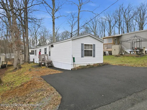180 Bartion Ct, Bartonsville, PA 18321