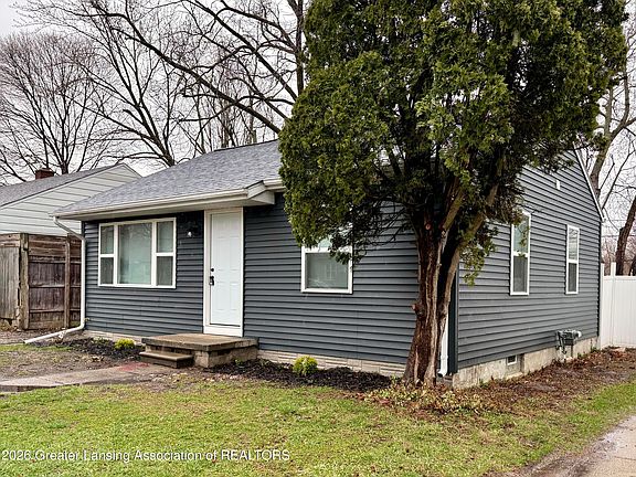 3rd image of 3529 Glenwood Ave