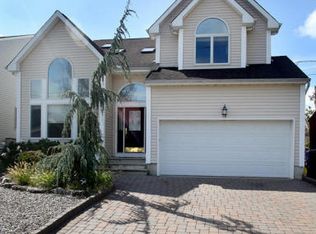 19 Cabana Dr, Brick, NJ 08723