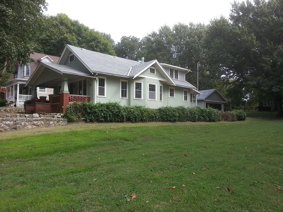 1st image of N Noyes Blvd