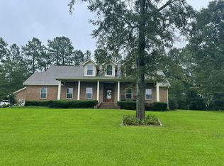 15 Bridgewood Ln, Ellisville, MS 39437