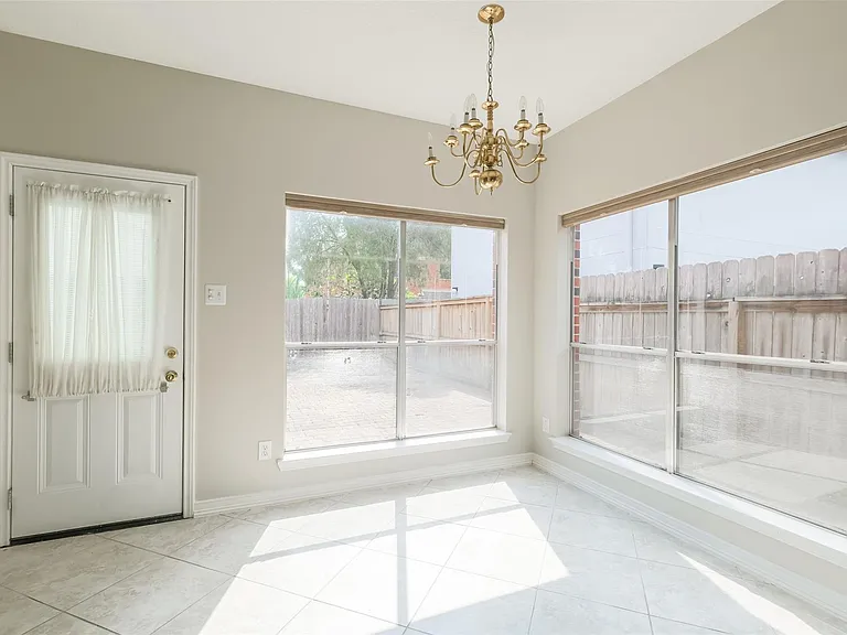 7603 Quintero Dr — Photo 19