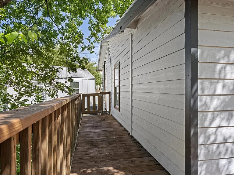 1167 Ridgeway Dr — Photo 21