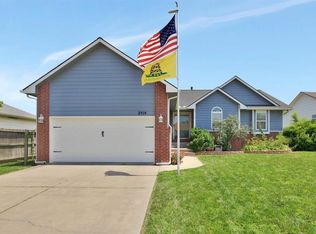 2514 S Greenleaf St, Wichita, KS 67210