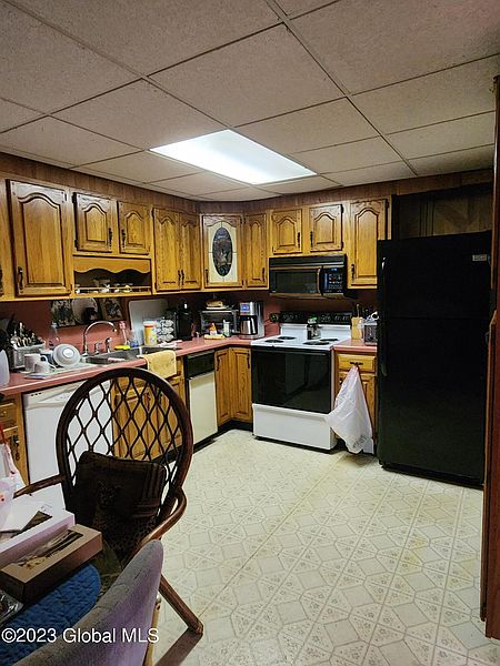 2nd image of 1566 S Old Post Road