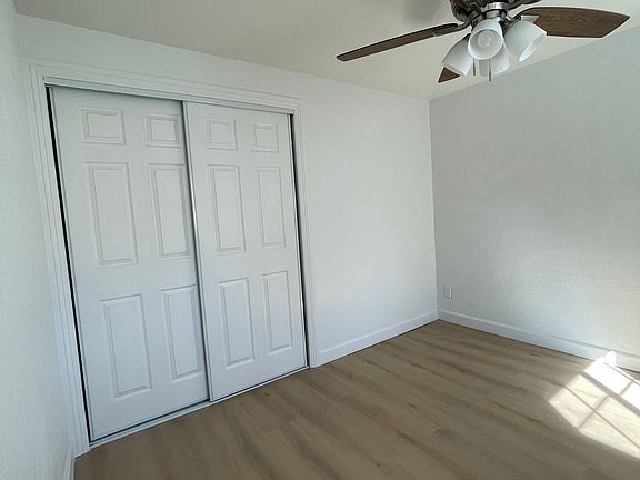 5th image of 1207-9 Lyons Ln