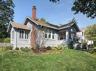 1160 Griffith Rd, Lake Forest, IL 60045