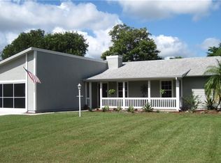 2915 SE Paramount Pl, Stuart, FL 34997