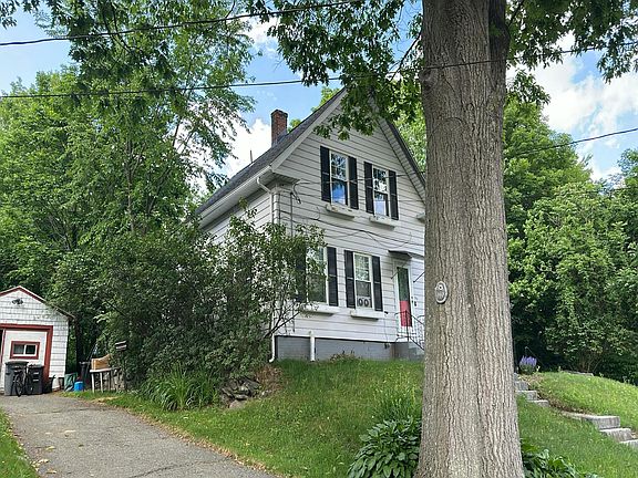 3rd image of 55 Conant St