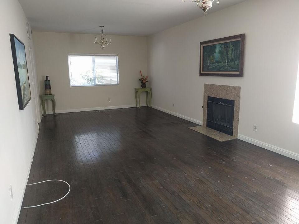 1st image of 1442 Yosemite Dr