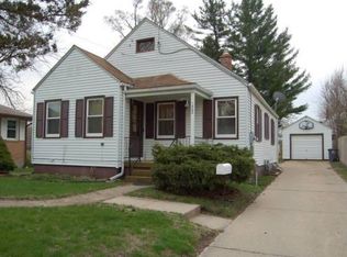 1522 W 4th St, Dixon, IL 61021