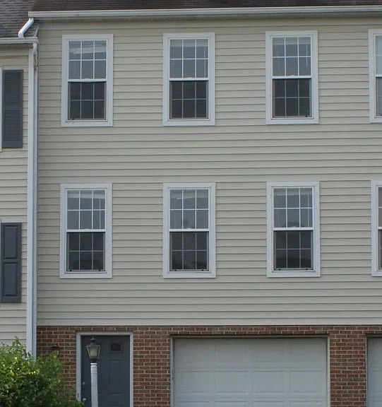 2858 Woodmont Dr — Photo 1