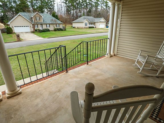 2nd image of 1508 Ryleigh Way SW