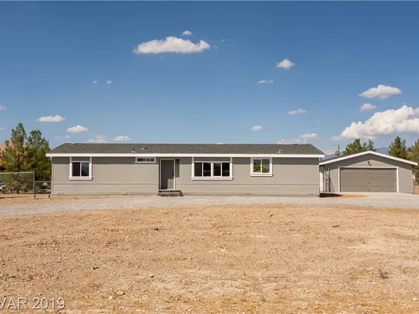 1700 Heritage Dr, Pahrump, NV 89048