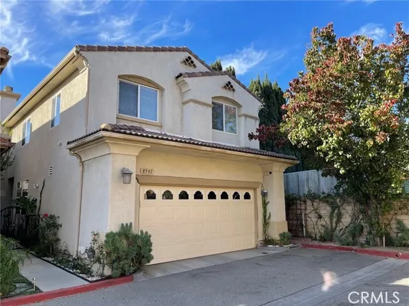 8541 Thunderbird Dr, North Hills, CA 91343