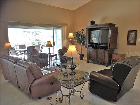 4th image of 112 Long Meadow Ln