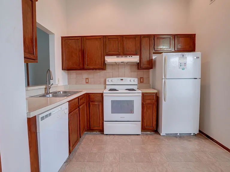 10038 Little Teak St — Photo 6