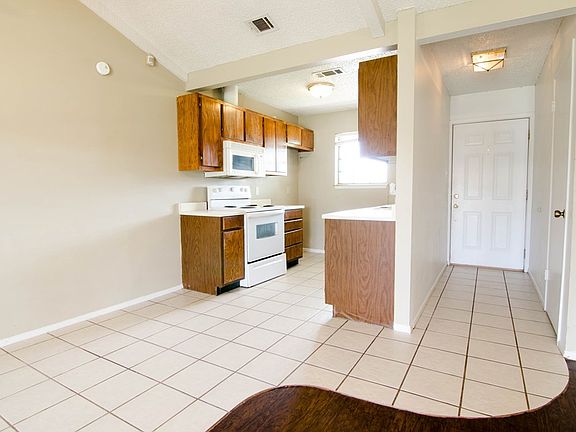 4th image of 8626 Dublin Ave
