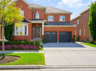 45 Woodgate Pines Dr, Vaughan, ON L4H 4A3
