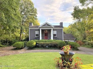 275 W Chulahoma Ave, Holly Springs, MS 38635