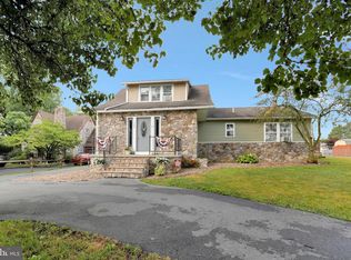 360 Falling Spring Rd, Chambersburg, PA 17202