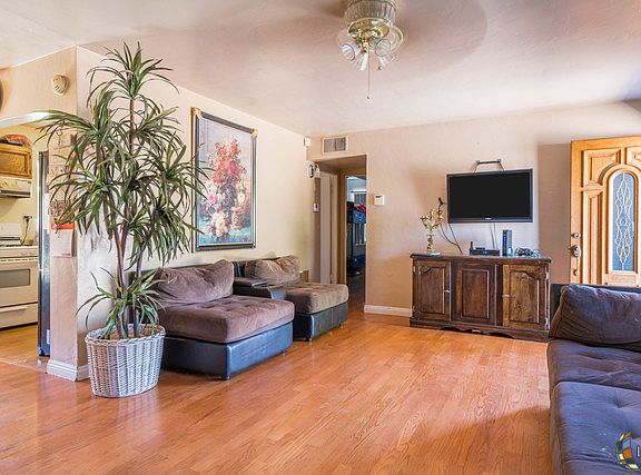 5th image of 1549 W Hamilton Ave