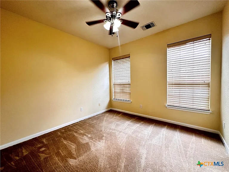 2050 Lisa Ln — Photo 30