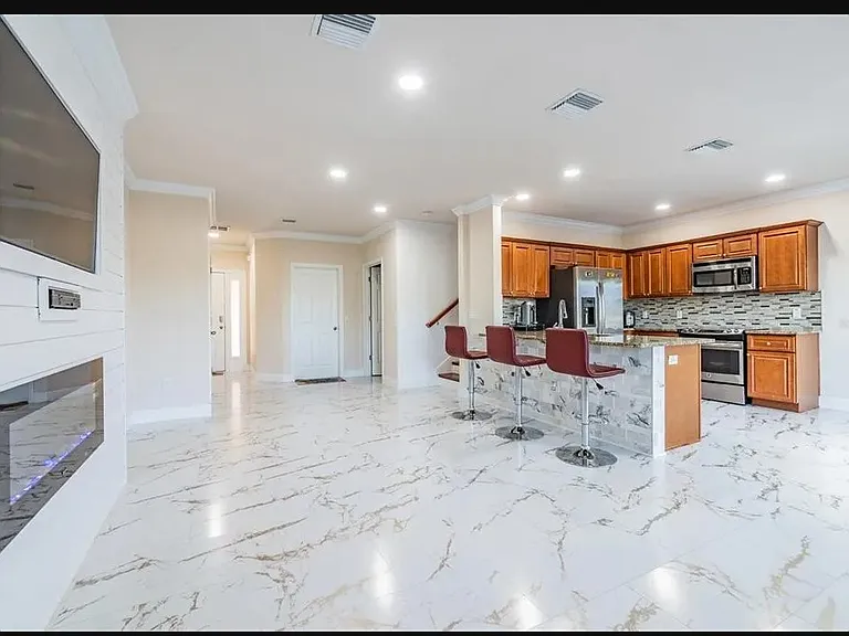 973 Aussi Ct — Photo 3