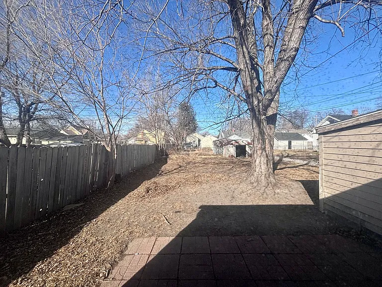 726 W Military Ave — Photo 10
